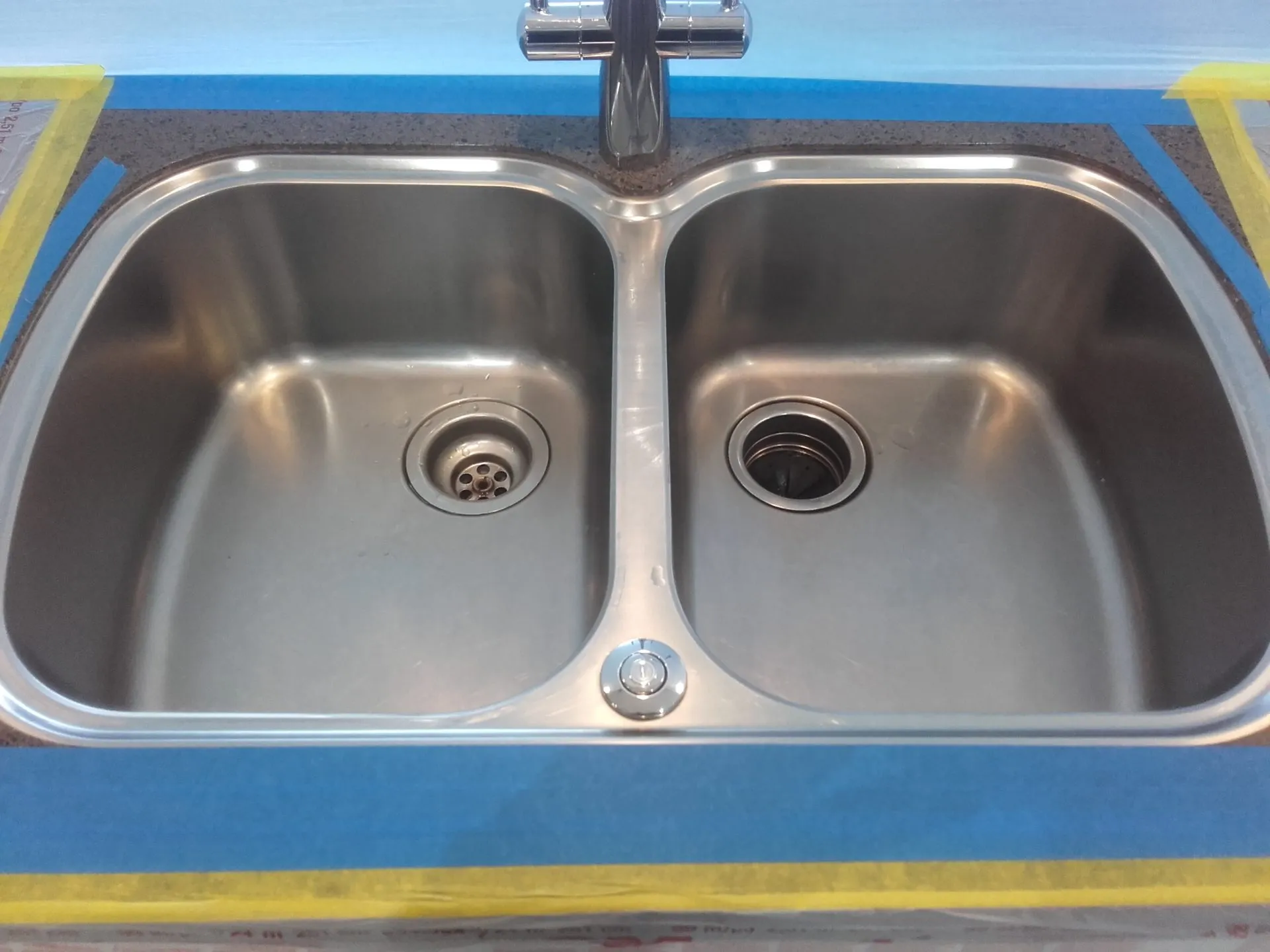 Sink before polishing